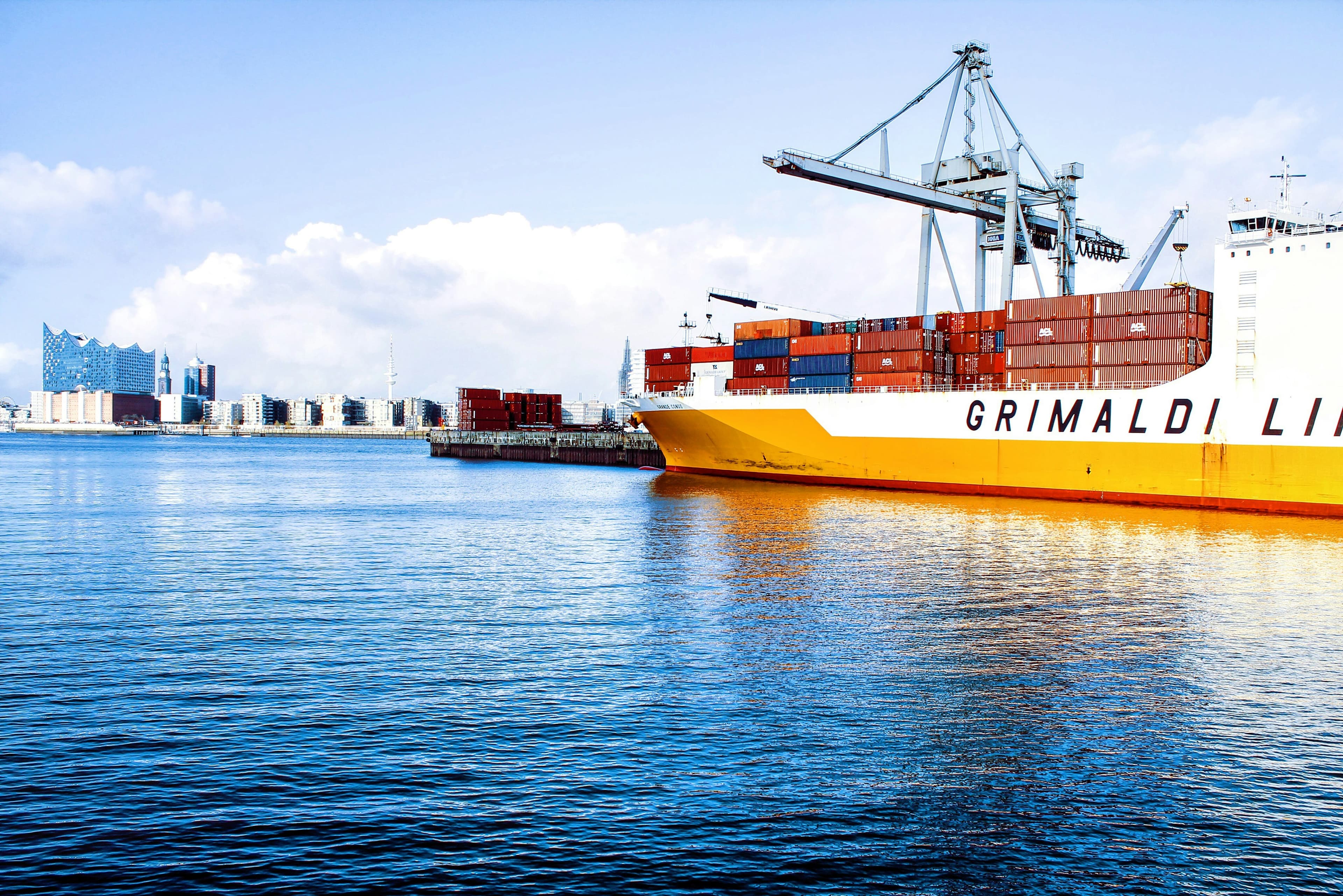 How to Reduce Your Shipping Costs Without Sacrificing Quality